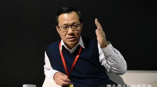 卓伟爆料李佳琦最新动态,卓伟爆料揭秘网红生活幕后