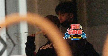 娱乐圈爆料时间多久了,揭秘事件发酵历程，追踪幕后真相